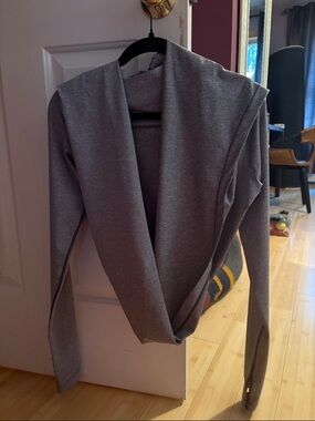 ZYIA Heather Grey Open-Front yoga wrap